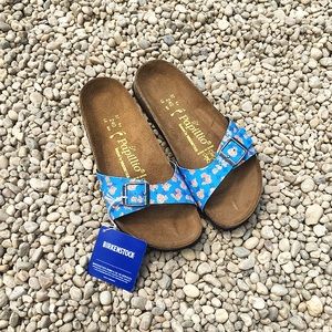 ***SOLD*** NWT Birkenstock papillio sandals